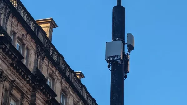 Three launches Glasgow urban small cell project with Mavenir