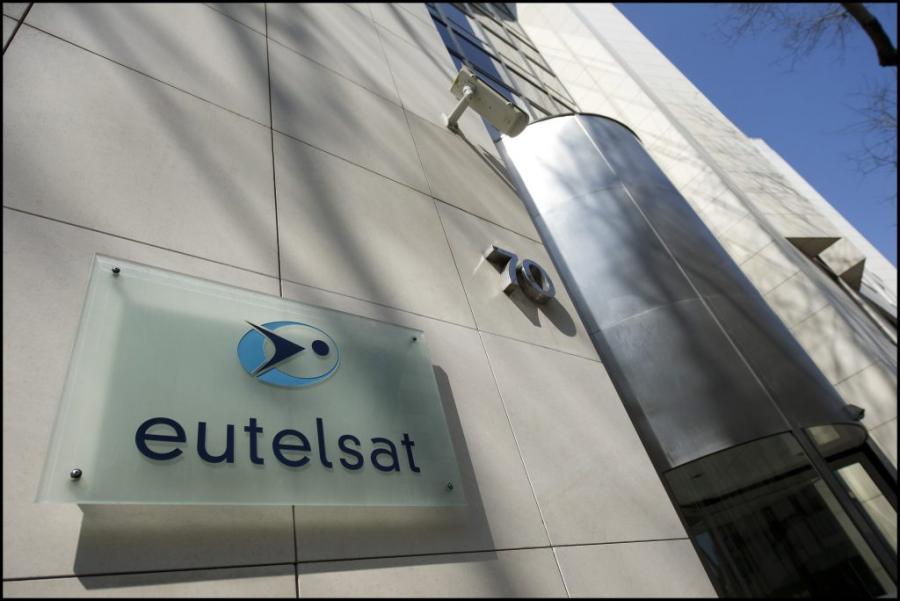 Eutelsat Cuts Annual Revenue Guidance